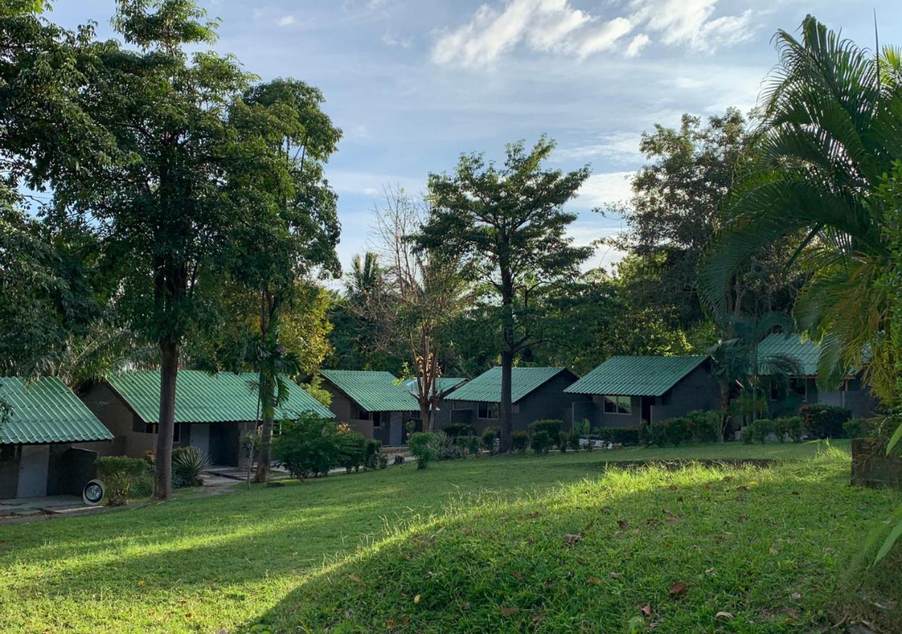 Siam Flora Resort เกาะลันตา ภายนอก รูปภาพ