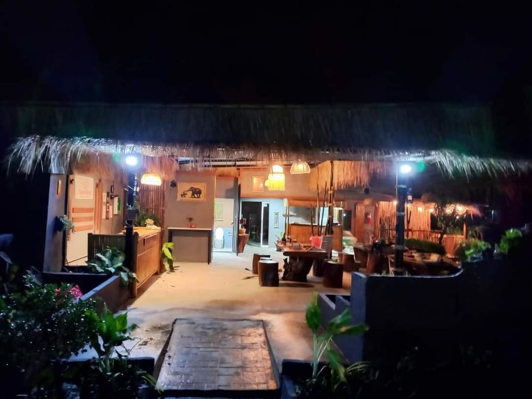 Siam Flora Resort เกาะลันตา ภายนอก รูปภาพ