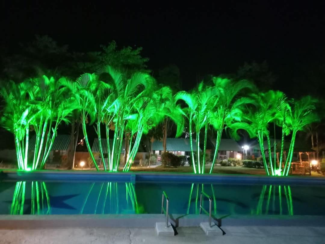 Siam Flora Resort เกาะลันตา ภายนอก รูปภาพ